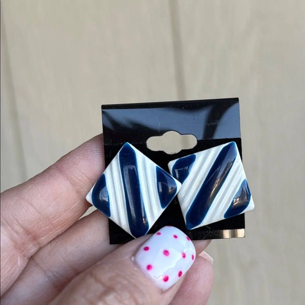Vintage lot of 3 earrings w/ posts